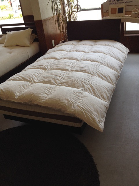 {201EFC54-D170-4CFB-876A-FFFCF4D91F8E:01}