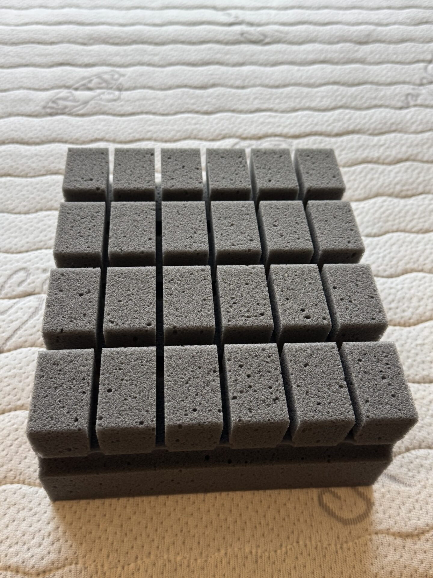 Tさま高反発キューブマットレス